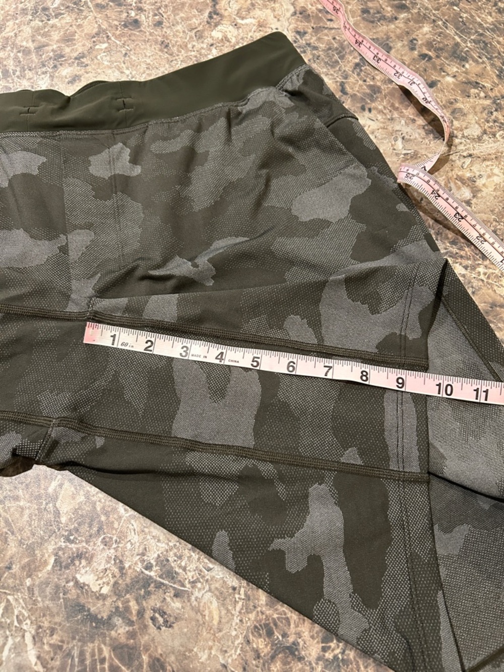 Lululemon T.H.E. Shorts XL - Picture 7 of 7
